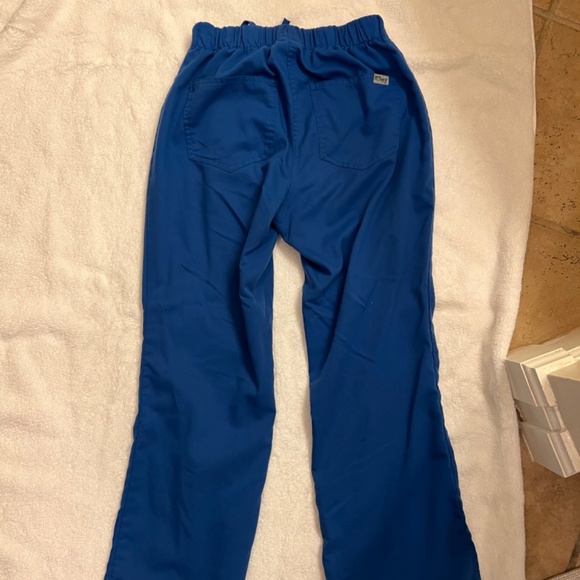 Greys Anatomy Barco Royal Scrub Set - Picture 6 of 6